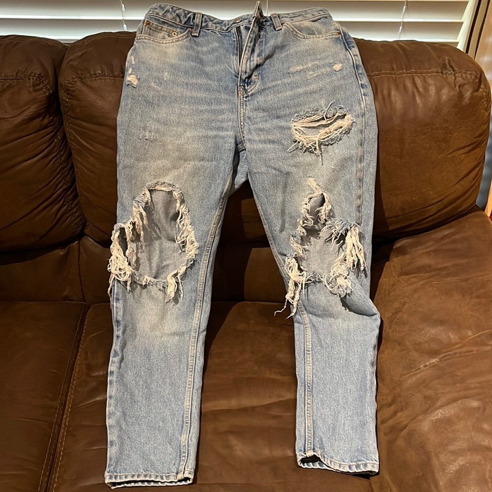 Top shop distressed unique jeans W28 L30 made to fit - quality ripped jeans 🔥